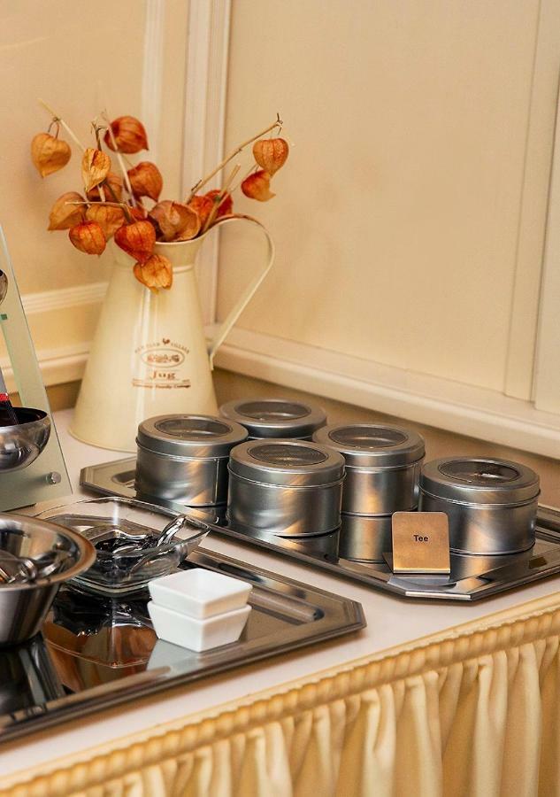 Hotel Burghof Hof  Ngoại thất bức ảnh