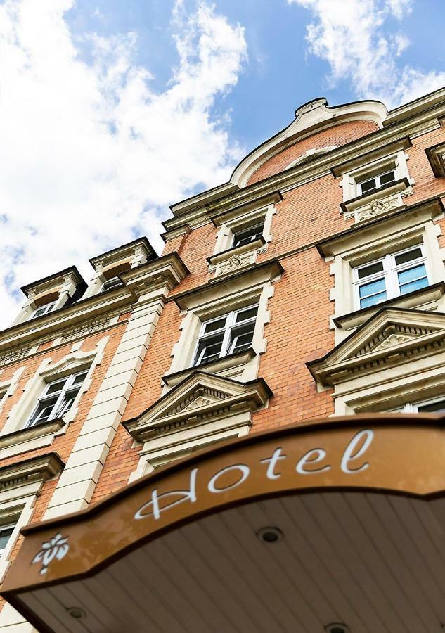Hotel Burghof Hof  Ngoại thất bức ảnh